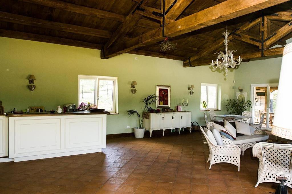 Agriturismo Borgo Serafino Mangone  Bagian luar foto