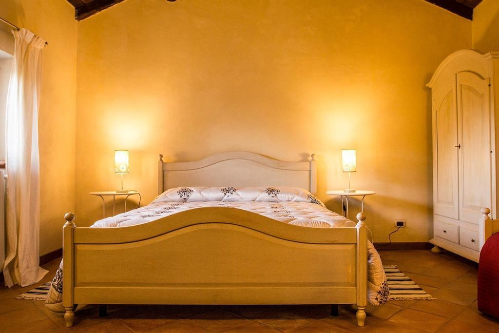 Agriturismo Borgo Serafino Mangone  Ruang foto