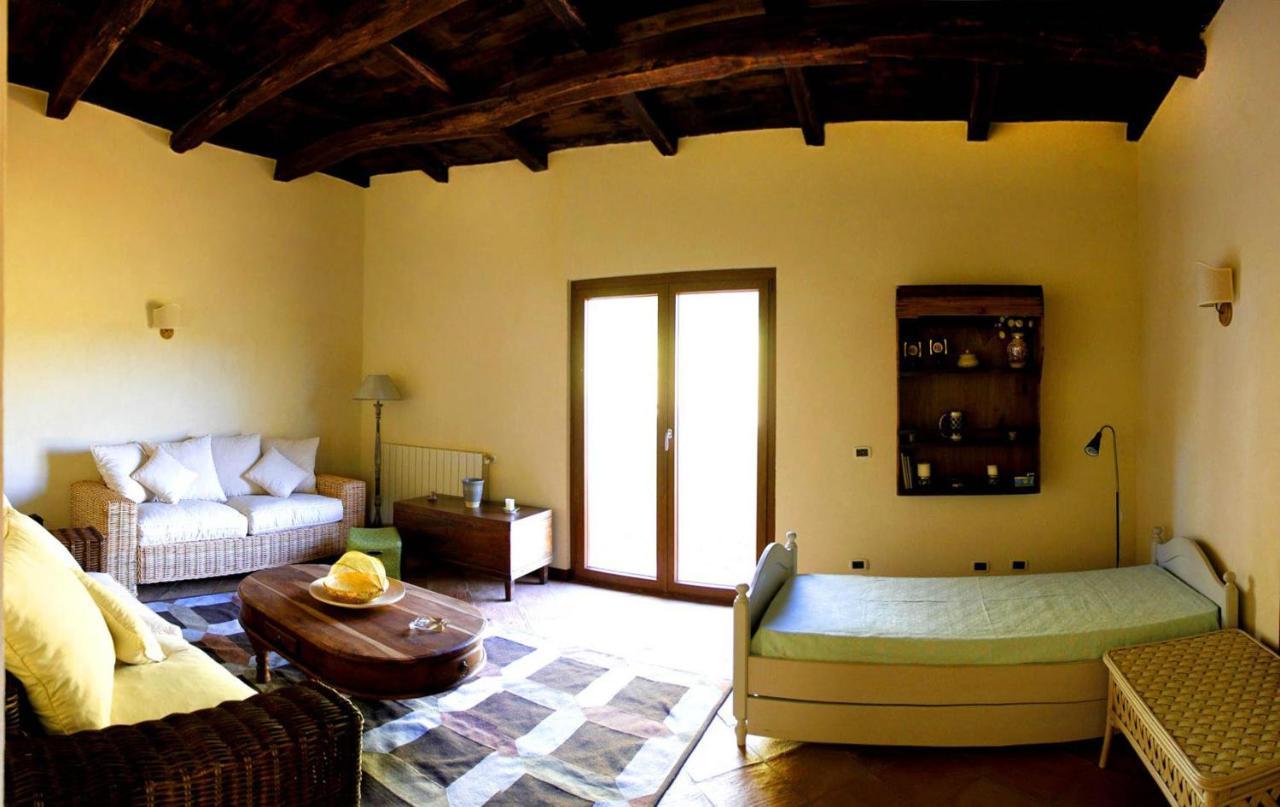 Agriturismo Borgo Serafino Mangone  Bagian luar foto