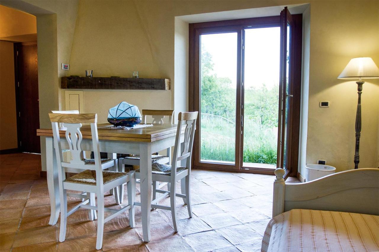 Agriturismo Borgo Serafino Mangone  Bagian luar foto