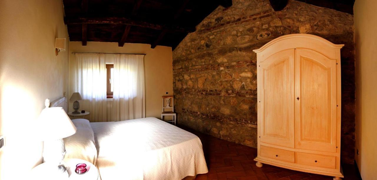 Agriturismo Borgo Serafino Mangone  Bagian luar foto