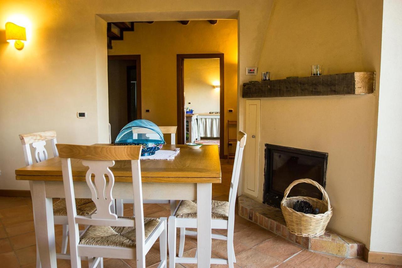 Agriturismo Borgo Serafino Mangone  Bagian luar foto